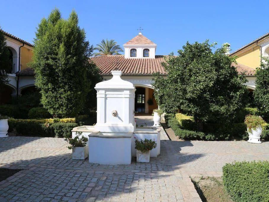Monasterio